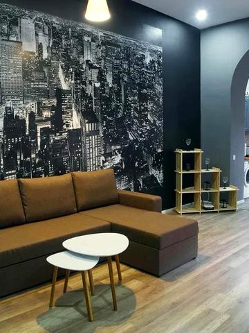 Івана Григоровича вул., 7