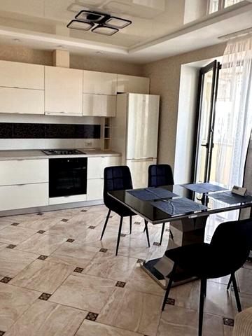 Чорнобрового вул., 13