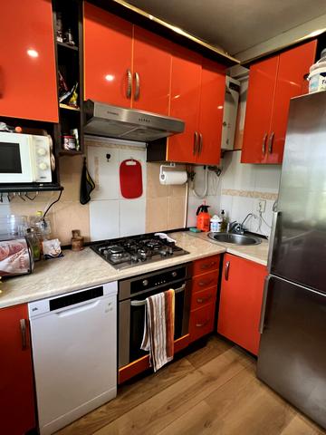 Золота вул. (), 5