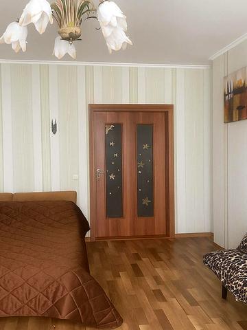 Академіка Глушкова просп., 9-Г