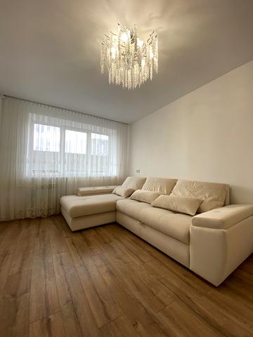 Віталія Мерінова вул., 19