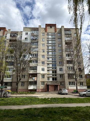 Івана Пулюя вул., 18