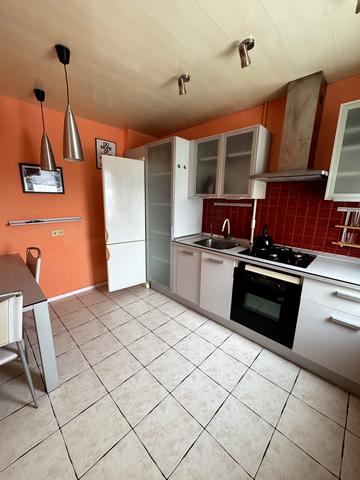 Холодильна вул., 79