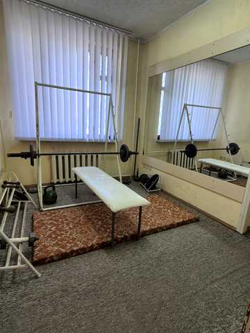 Парусна вул. (Героїв Сталінграду), 2