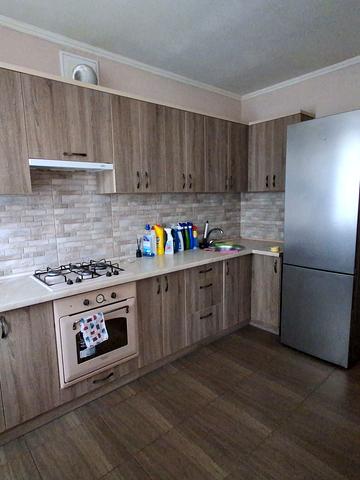 Василя Стуса вул., 28