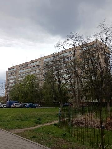 Велика Окружна вул., 1