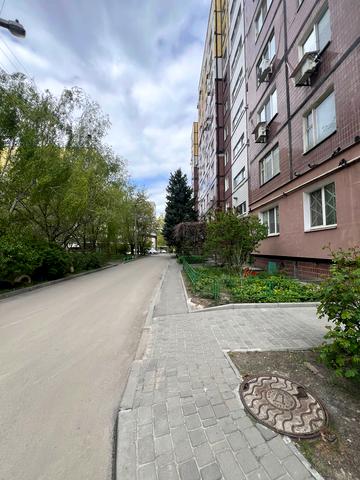 Слави бульв., 16