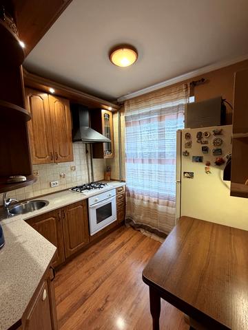 Райдужна вул., 3-Б