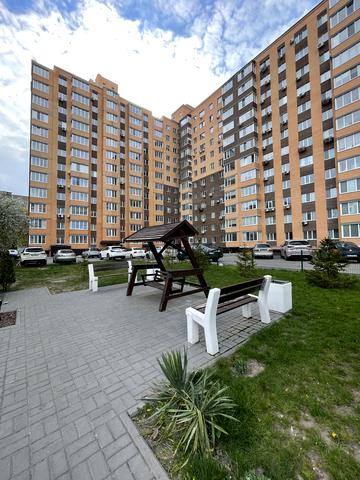 Перемоги просп., 8