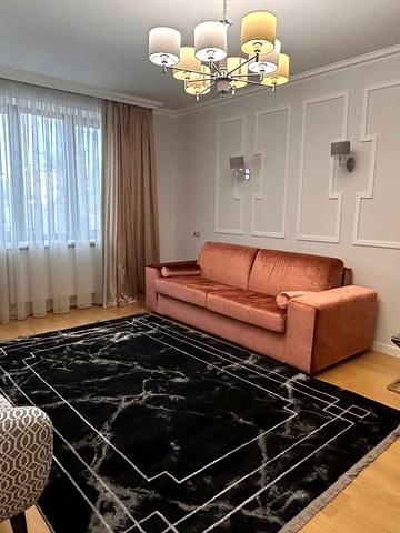 Івана Рубчака вул., 21