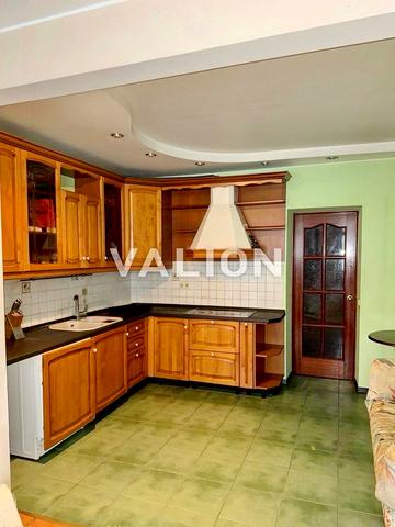 Золотоустівська вул., 10-12