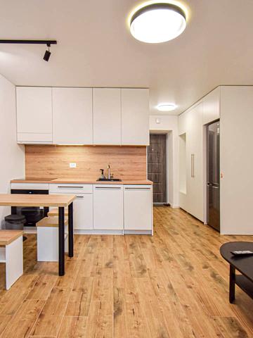 Генерала М. Тарнавського пров., 4