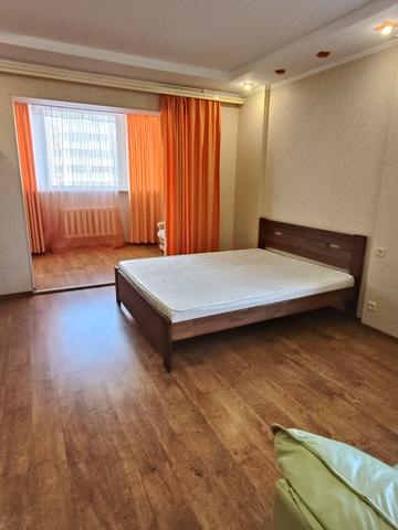 Євгена Чикаленка вул., 67а