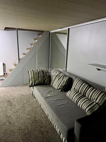 Переяславська вул., 23 к1