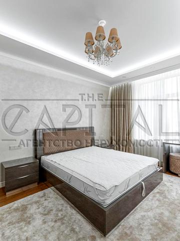 Андрія Верхогляда вул. (Михайла Драгомирова), 17