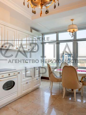 Андрія Верхогляда вул. (Михайла Драгомирова), 9