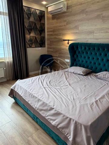 Валерія Самофалова вул. (Каманіна), 16а/1