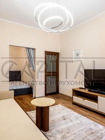 Андрія Верхогляда вул. (Михайла Драгомирова), 5