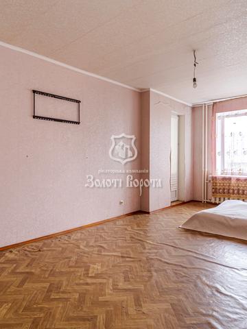 Анни Ахматової вул., 16-Б