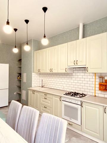 Дача Ковалевського вул., 121 к1