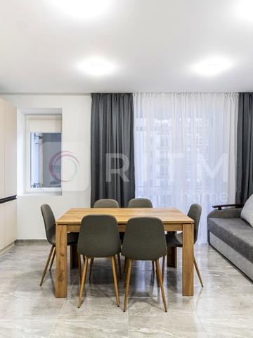 Княгинин вул., (Будинок 2)