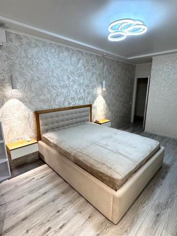 Незалежності вул. (Титова), 17-А