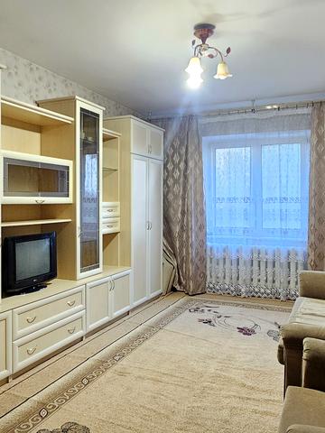 Милославська вул., 32/51а