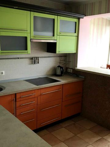 Олега Мудрака вул. (Генерала Наумова), 33