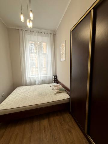 Богдана Лепкого вул., 3