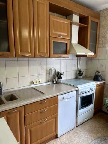 Архітектора Вербицького вул., 24