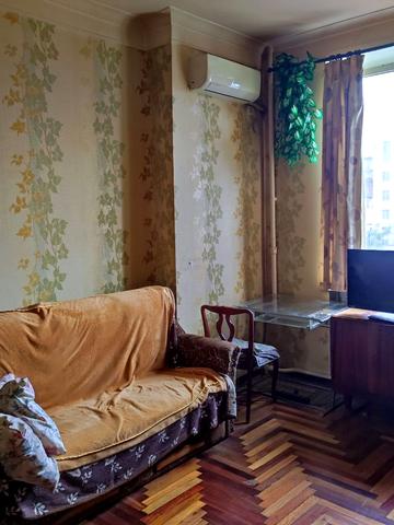 Соборний просп. (Леніна), 214