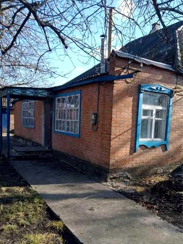 центральна, 1