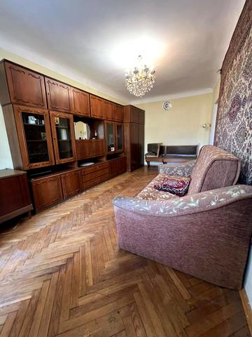 Добрий Шлях вул., 5