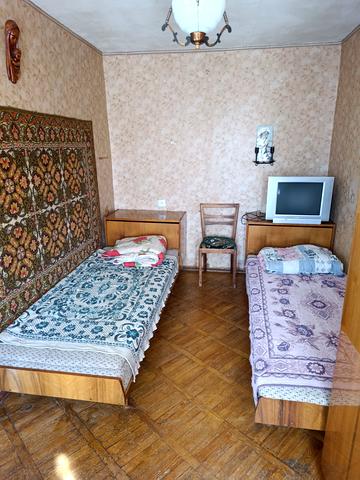 Віталія Скакуна вул. (Академіка Каблукова), 1