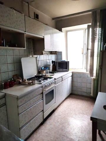 Набережна Перемоги вул., 76