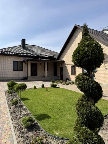 Дворецька вул.