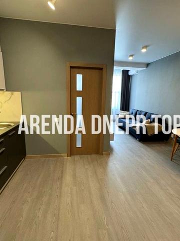 Старокозацька вул. (Комсомольська), 75