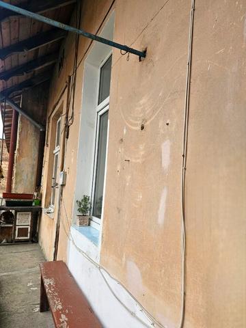 Братів Міхновських вул. (Московська), 31