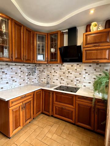 Симиренка вул., 13/1