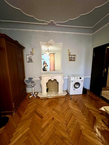 Євгенія Єніна вул. (Бакуліна), 1
