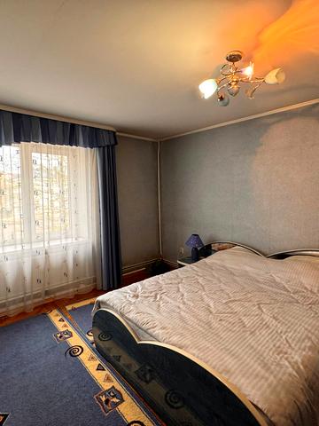 Михайла Грушевського вул., 14