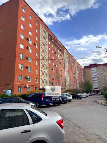Володимира Українця вул., 47