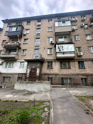 Олександра Поля просп. (Кірова), 92-А