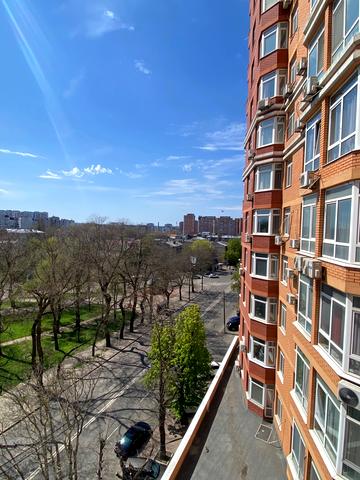 Разумовська вул., 10/12