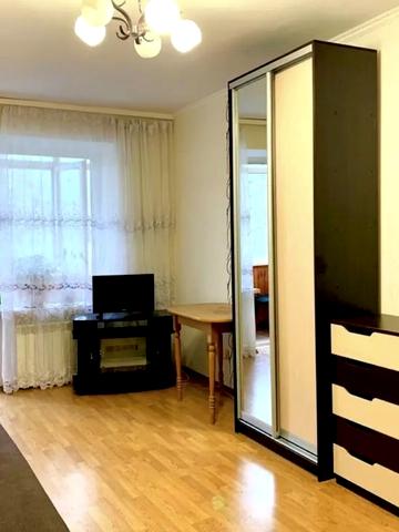 Соборності просп. (Воззєднання), 24