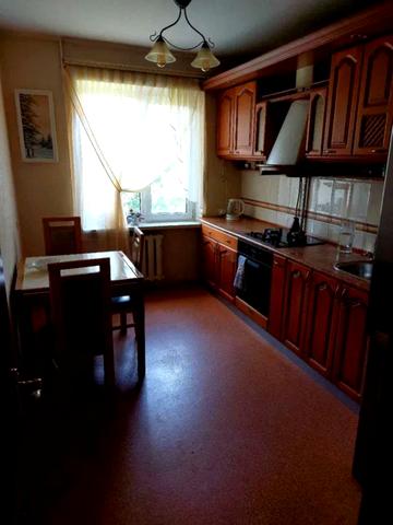 Академіка Корольова вул., 86