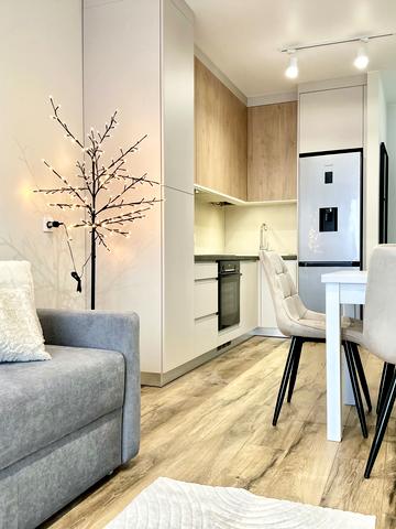 Роксоляни вул., 30