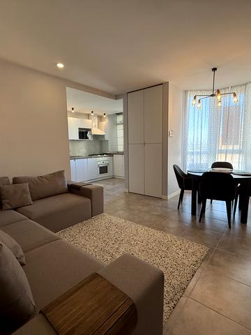 Українська вул., 83б к.1-5