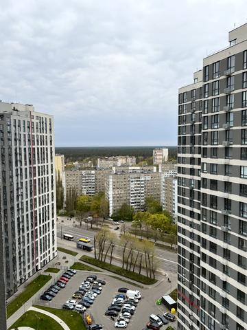 Всеволода Змієнка вул., 21