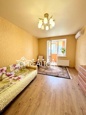 Роганська вул., 130/4